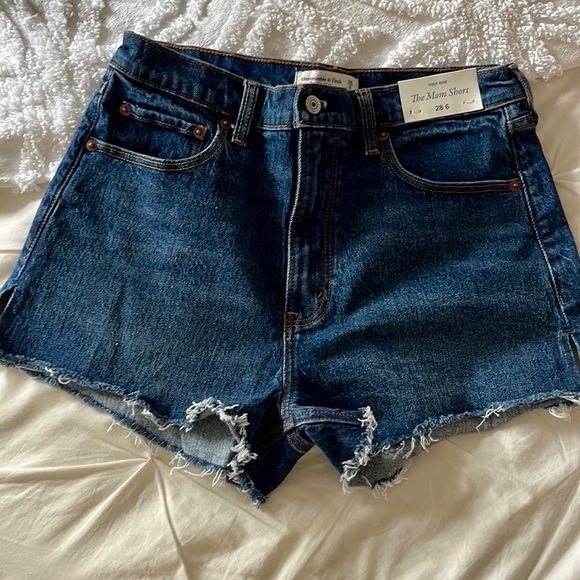 High Rise Mom Short - Picture 2 of 6